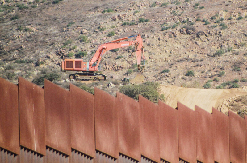 Un proyecto de ley en EEUU busca reanudar la construcción del muro con México