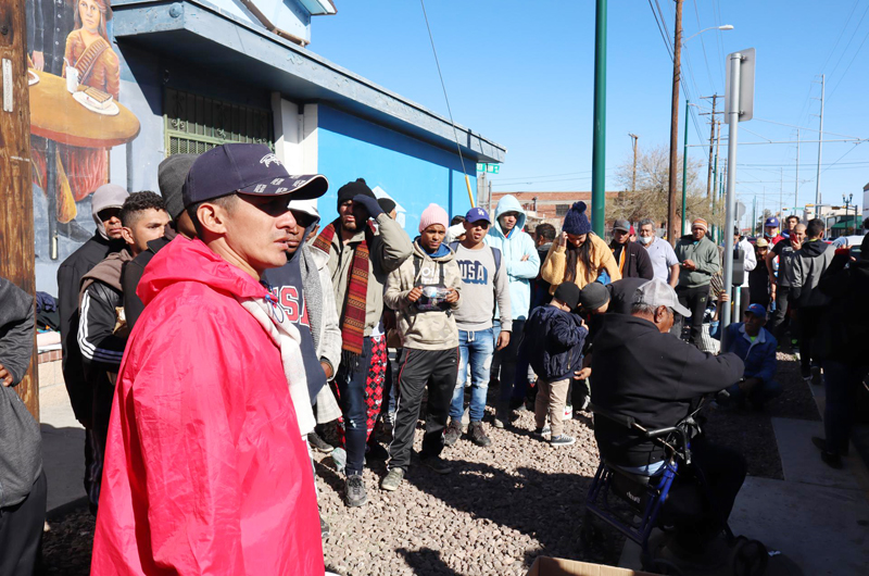 Refugio migratorio en El Paso, Texas...  entre el sufrimiento y la solidaridad