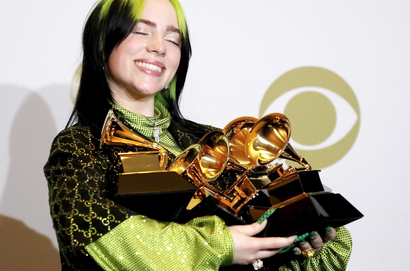 A causa de Ómicron, la gala de los Grammy se pospone  