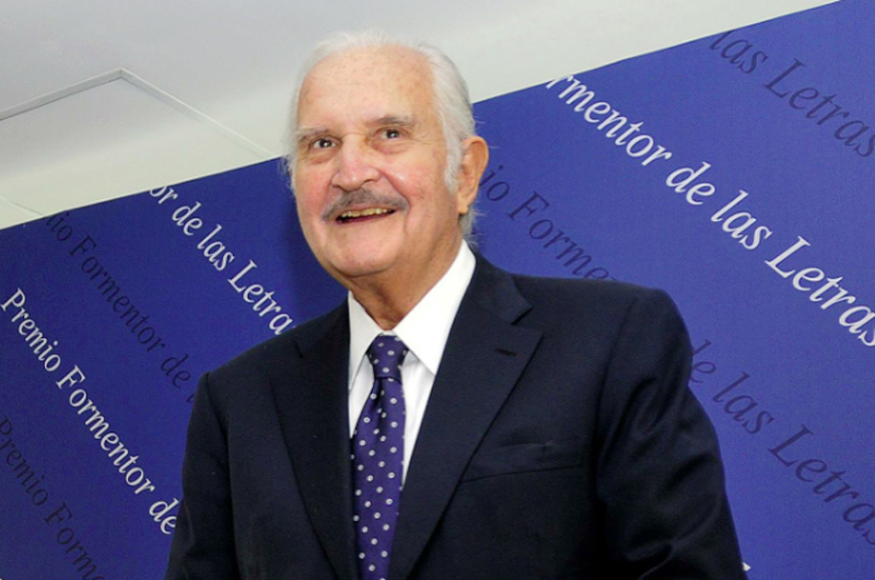 Recuerdan en México a Carlos Fuentes como un hombre generoso