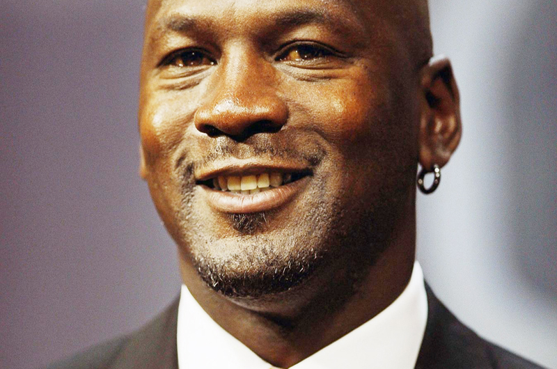 Michael Jordan niega haber pedido el voto para Donald Trump