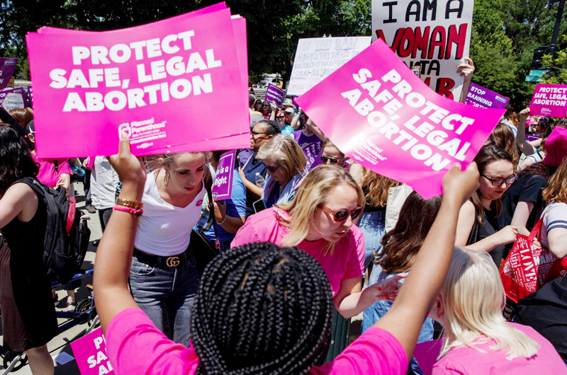 Se prepara EE.UU. para violencia política tras la sentencia del aborto