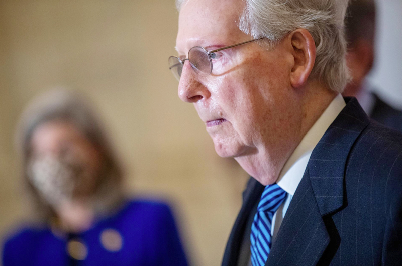 El senador Mitch McConnell se desmarca del trumpismo y condena asalto al Capitolio