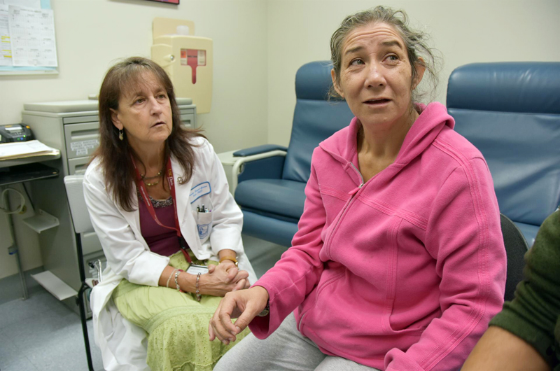 Expertos de Florida estudian el uso de ultrasonido en pacientes con Alzheimer