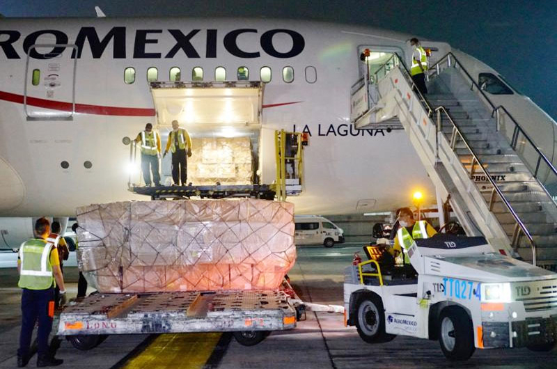 Llegó a México cuarto avión con insumos médicos del extranjero