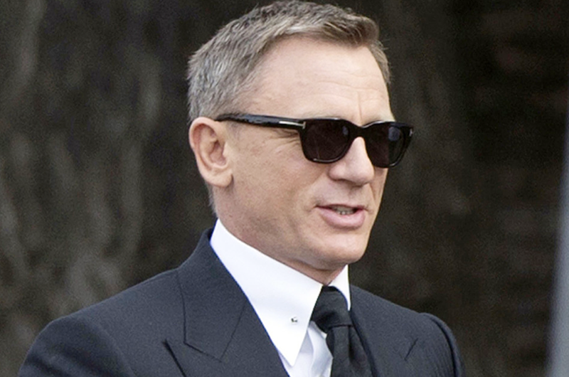“James Bond” cumple sus misiones acompañado de talento mexicano