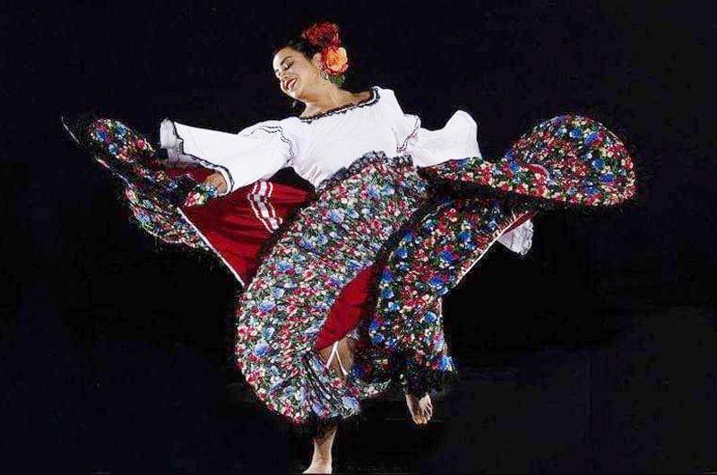 Bertha Isabel Pina... Cuando el baile toma forma de mujer