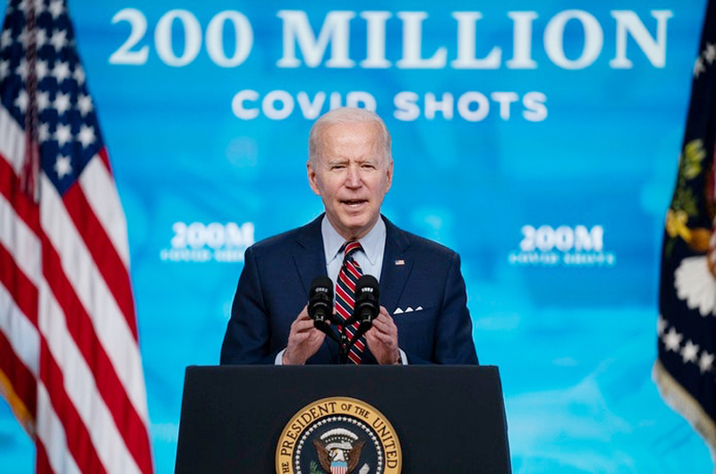 Presume Joe Biden de haber donado más vacunas que China y Rusia