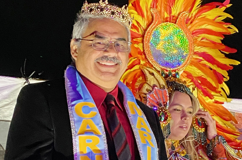 Coronan a las reinas del carnaval internacional de Las Vegas