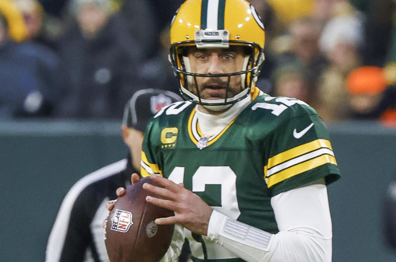 Aaron Rodgers pasa de Packers a Jets a cambio de múltiples selecciones 
