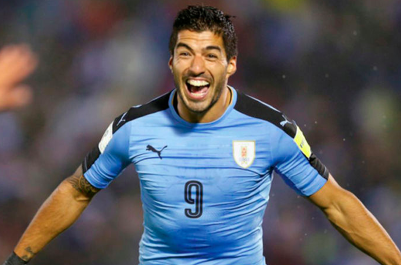 Uruguay le pega 3-0 a Rusia y termina como líder invicto del Grupo A