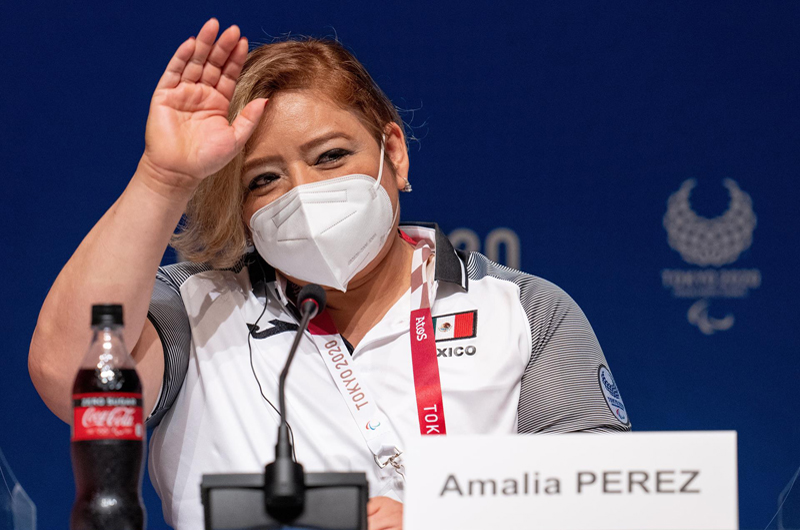 La mexicana Amalia Pérez amplía en Tokio su mito con su cuarto oro olímpico