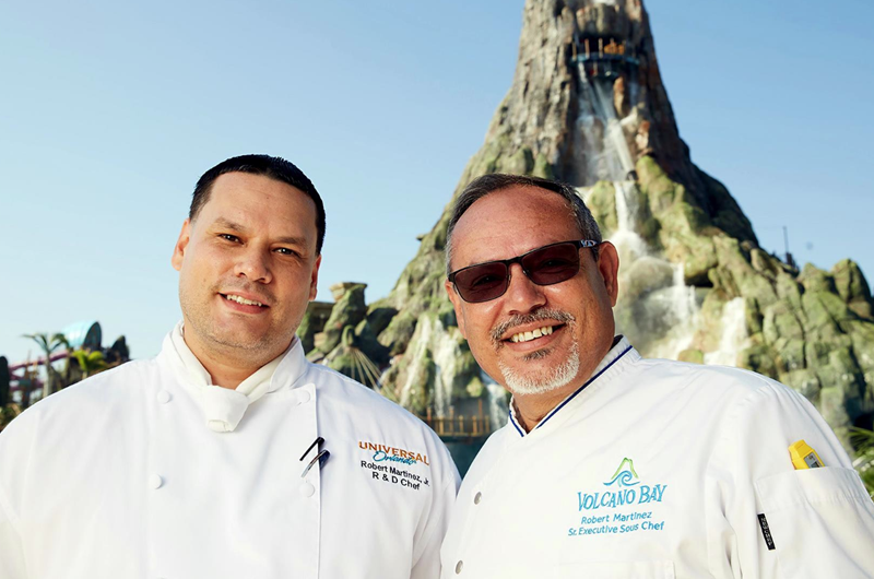 Dos chefs puertorriqueños elevan el paladar en Universal con sabores latinos    
