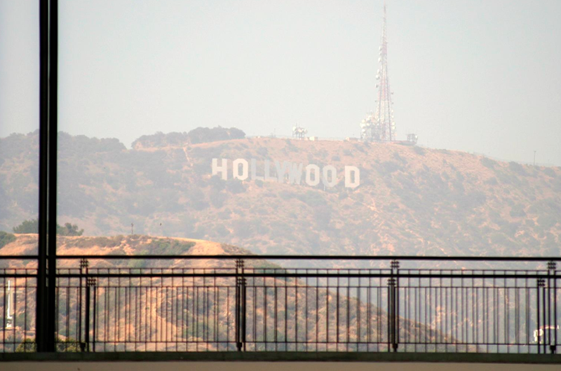 Trabajadores de Hollywood amenazan con iniciar una huelga el próximo lunes
