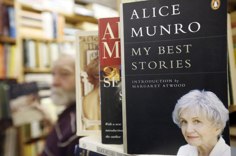 El mundo cultural canadiense reacciona aturdido a las acusaciones contra Alice Munro 