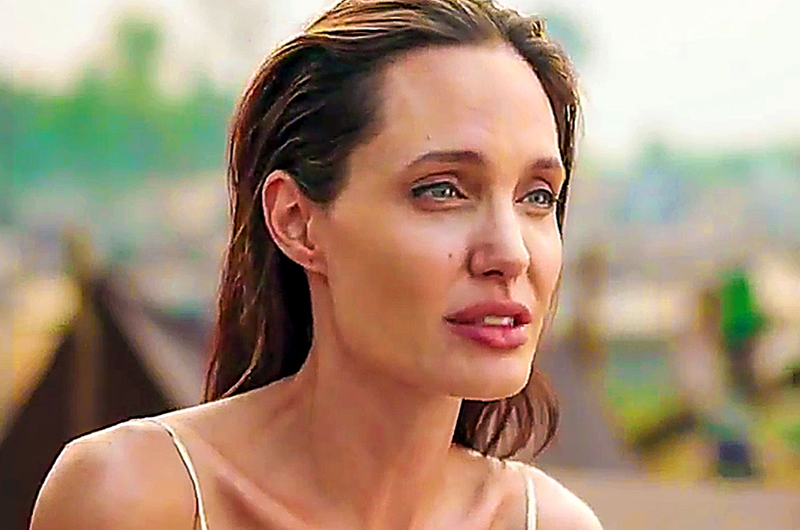 Angelina Jolie confiesa que el deceso de su madre cambió su vida