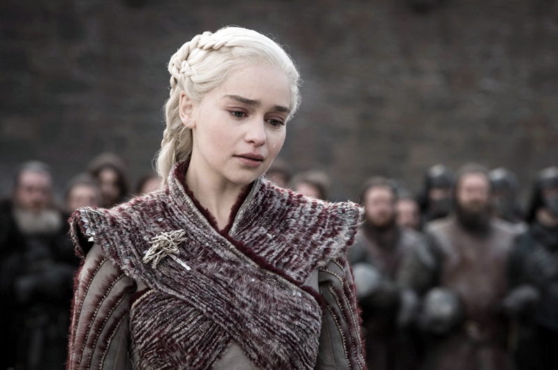 Emilia Clarke dice que la presionaron para desnudarse en Game of Thrones