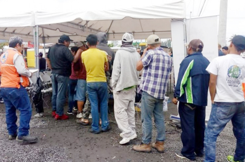Guatemala organiza retorno de mil 107 migrantes hondureños a su país