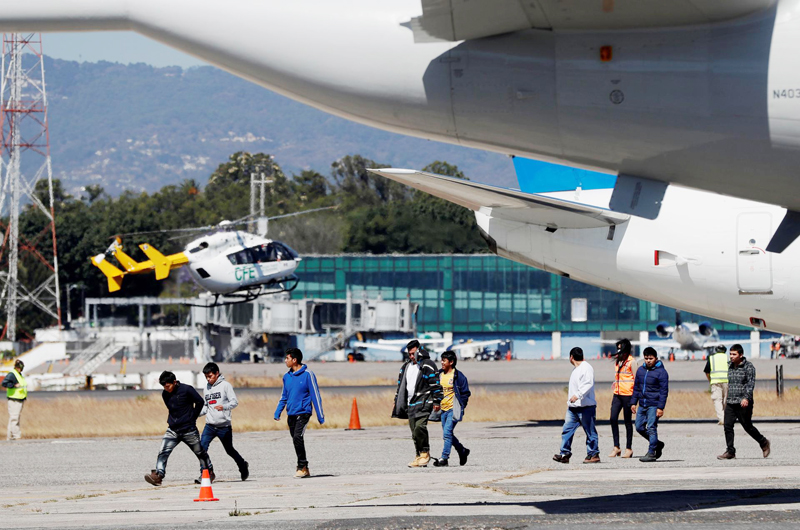 Cuba recibe un vuelo con 48 migrantes irregulares deportados desde Estados Unidos