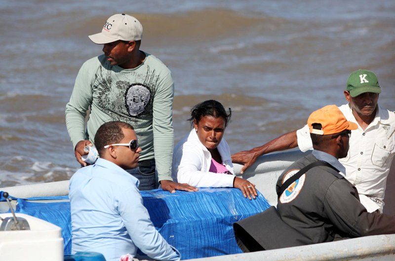 Interceptan una embarcación con 129 migrantes haitianos en las Islas Turcas y Caicos