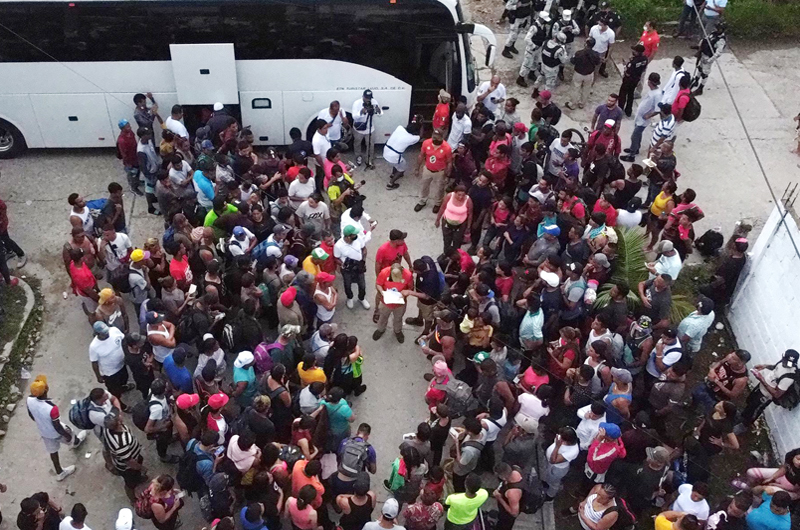 Caravana migrante logra acuerdo de regularización con autoridades mexicanas