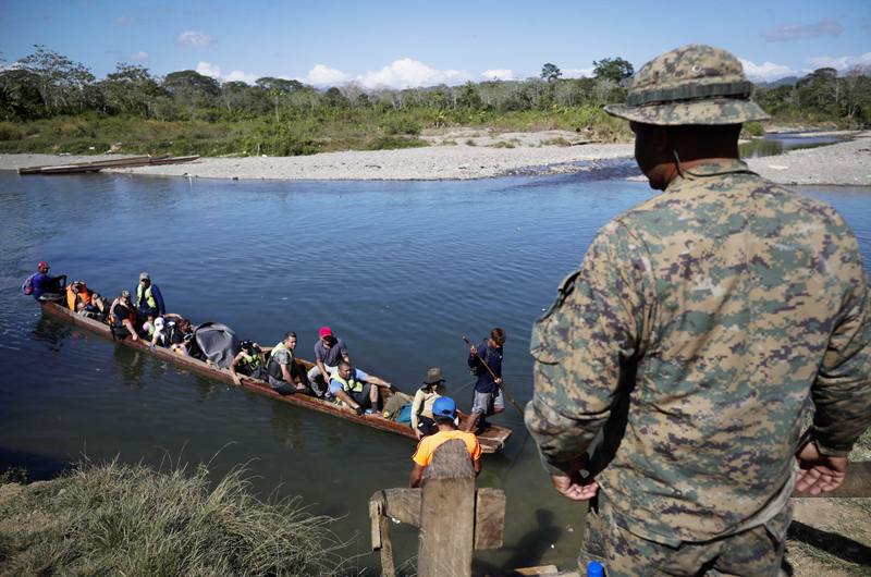 Hallan diez cuerpos de migrantes que murieron ahogados en una zona del Caribe en Panamá 