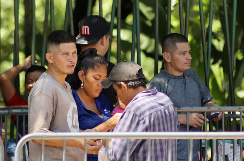 México reporta caída de 32 % de las peticiones de refugio en frontera sur de enero a abril