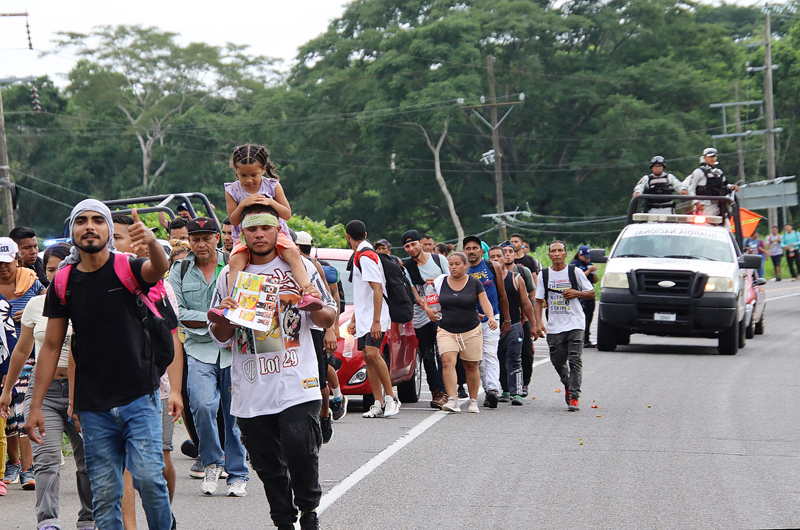 Sale la primera caravana migrante de venezolanos desde el sur de México hacia EE.UU.