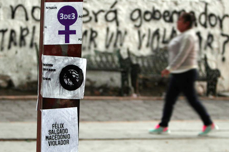 Feministas realizan pintas contra político acusado de violación en México