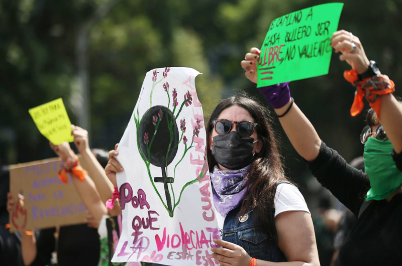 Una campaña busca erradicar la violencia de género en México con autonomía económica