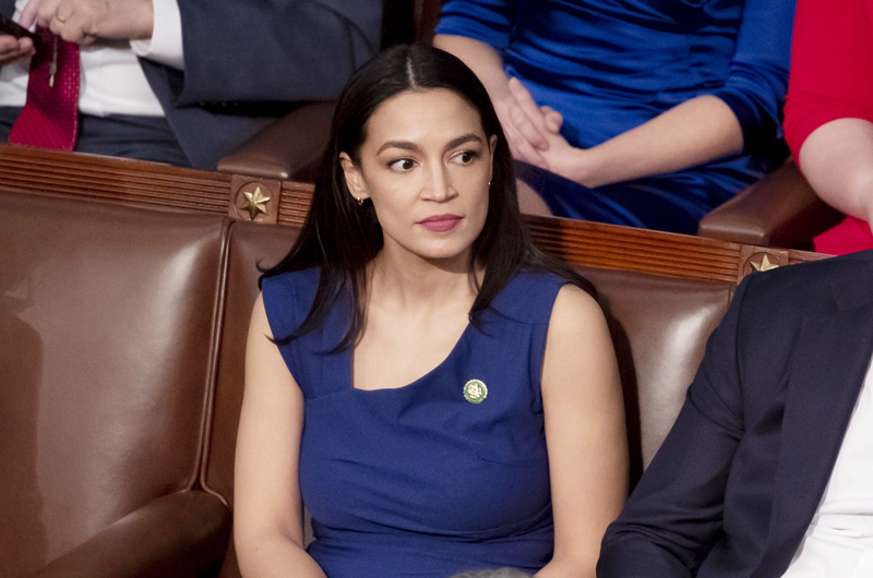 Ocasio-Cortez prevé llevar a juicio político a jueces del Supremo tras su opinión de Trump 