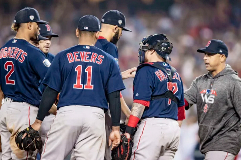 MLB anunció castigo para Medias Rojas de Boston por robo de señas