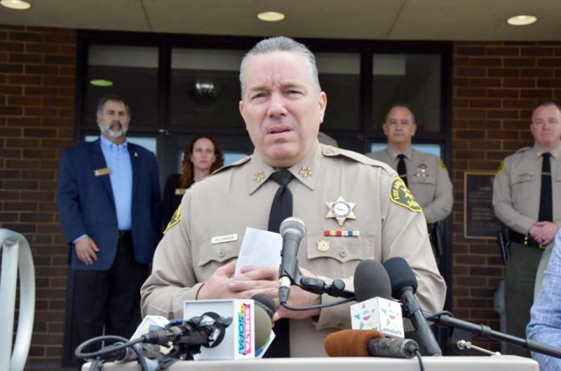 Amplía Alguacil de Los Ángeles moratoria para entregar inmigrantes al ICE