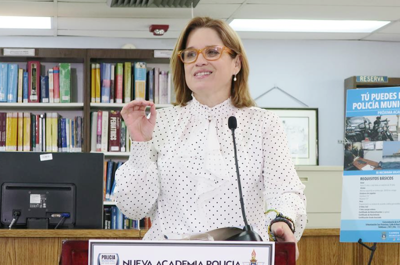 Presidente Asociación Alcaldes apoya a Carmen Yulín Cruz como candidata PPD