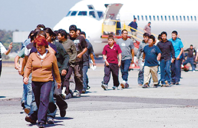 Cifra de guatemaltecos deportados de EU este año rebasa los 50 mil