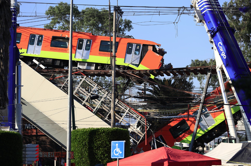 Despilfarro, política y muerte en la línea 12 del metro de Ciudad de México