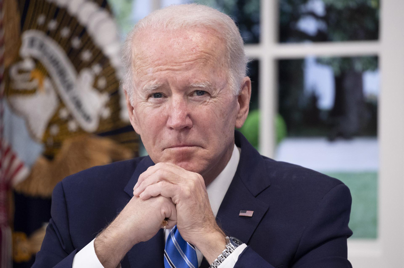 Biden se muestra más receptivo a escuchar las peticiones para que se retire, según el NYT 