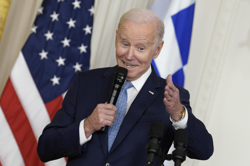 Biden dice que su plan es postularse aunque aún no esté listo para anunciarlo