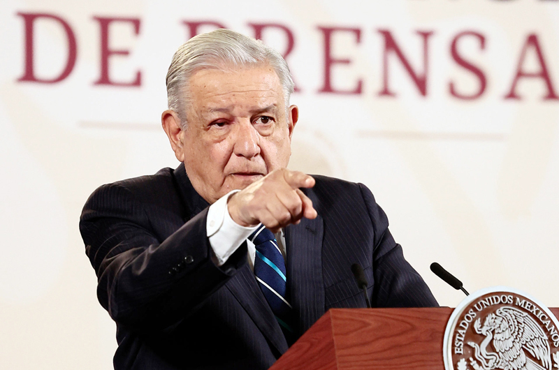 López Obrador defiende el poder del Ejército ante las críticas del empresario Carlos Slim