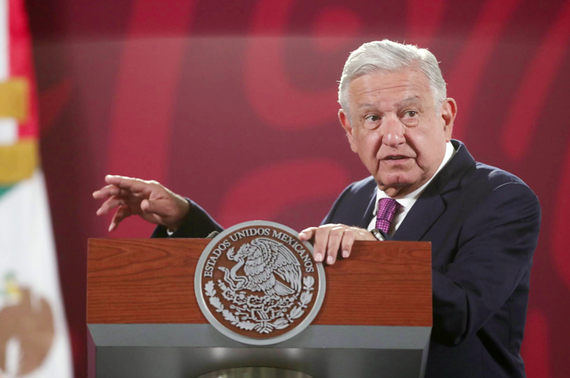 López Obrador dice que pedirá a Joe Biden revisar caso de Julian Assange