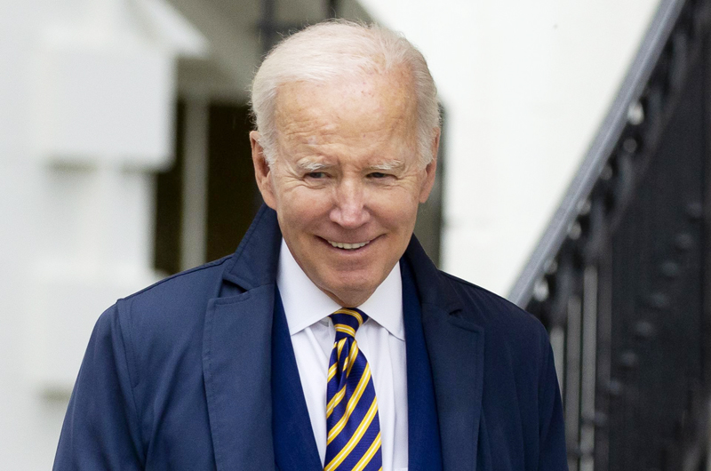 Biden dice que hablará con Zelenski tras descartar el envío de aviones F-16 