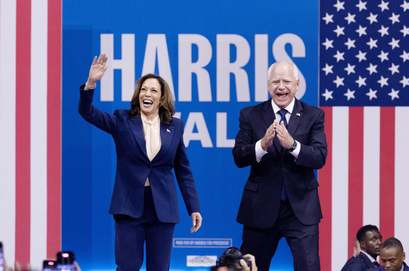 Harris y Walz se lanzan a la campaña: Estamos en desventaja pero tenemos impulso 