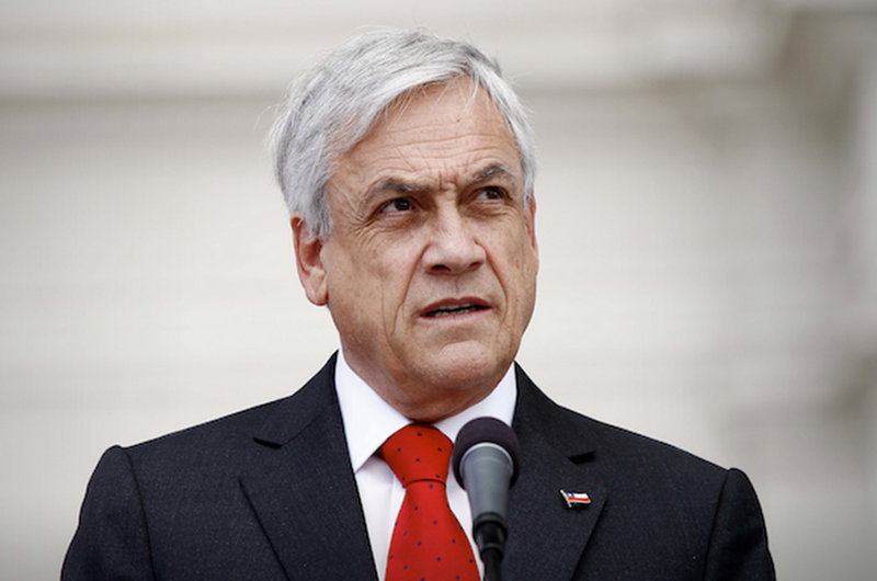Piñera pide paz y unidad para evitar el conflicto