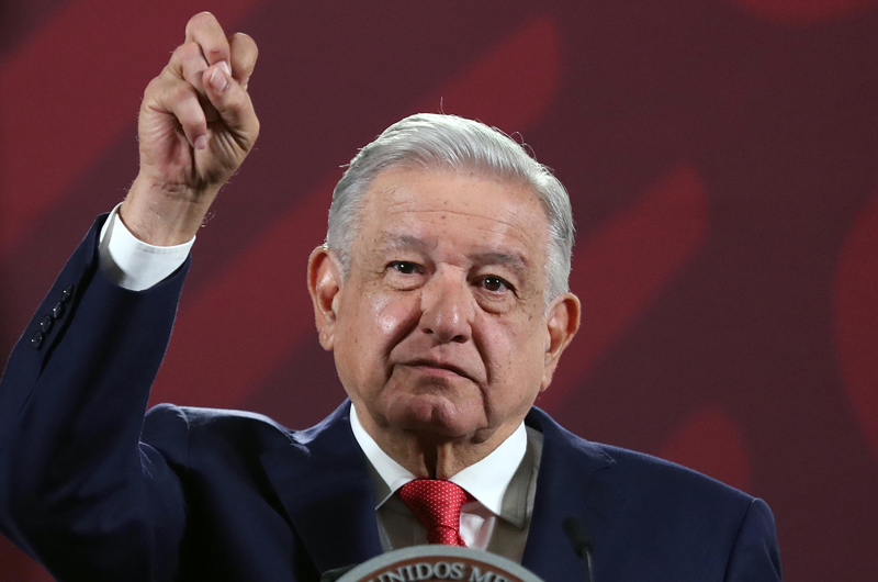 López Obrador responde a Boluarte que su gobierno es “autoritario y represor”