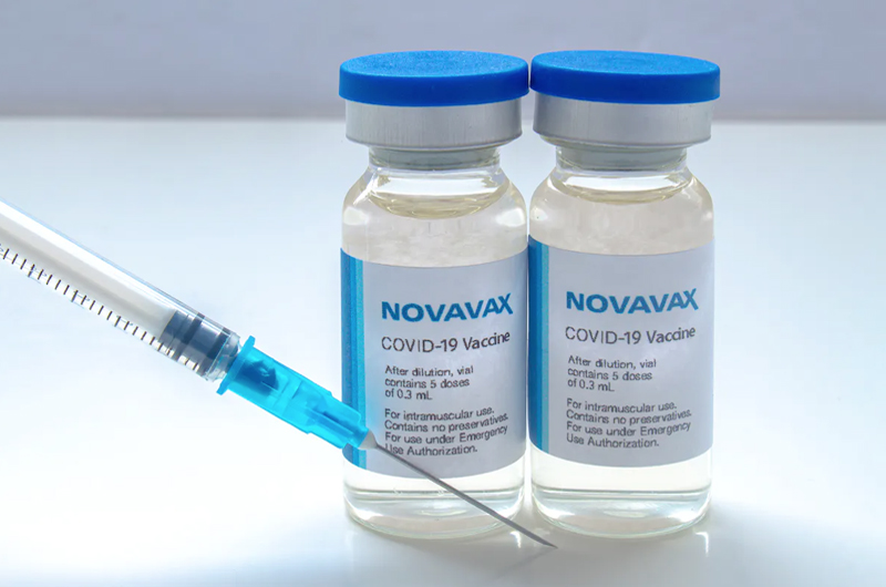 Como respuesta inmunitaria clínicas locales ofrecen la vacuna Novavax