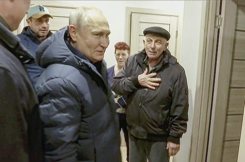 EEUU ve el viaje de Putin a Mariúpol como un intento de animar a su población