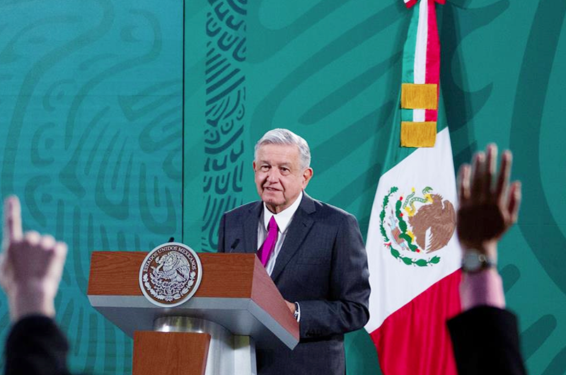 López Obrador rechaza regular redes sociales pero pide terminar la 