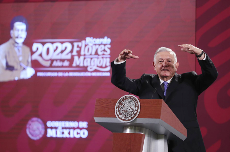 López Obrador acusa a la derecha de querer desacreditar a Cristina Fernández