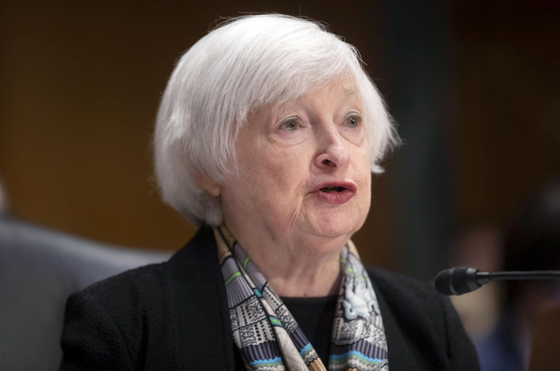 La secretaria del Tesoro de EEUU defiende que el sistema bancario “es sólido”