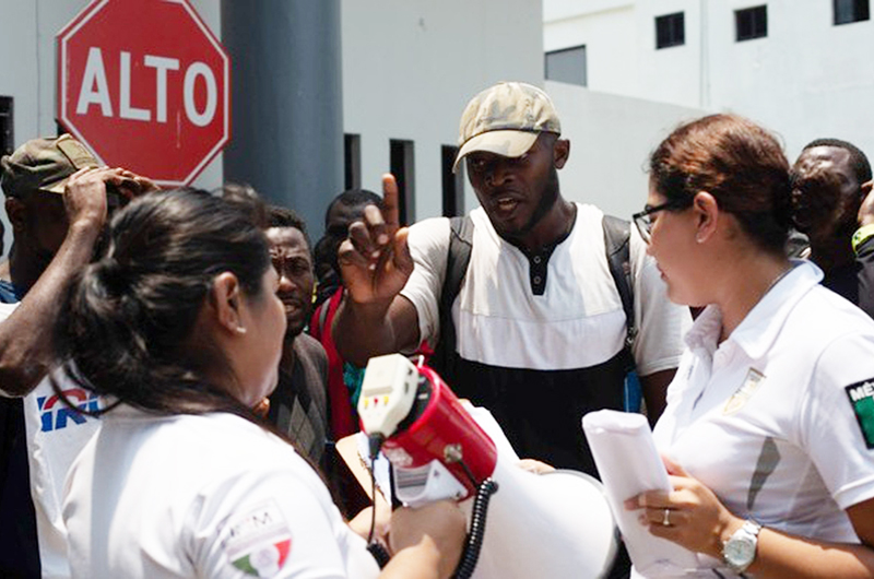 Reinician actividades en oficina migratoria de Tapachula, Chiapas